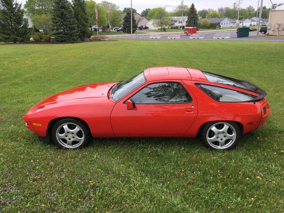 1984 Porsche 928 S - Image 14 of 31