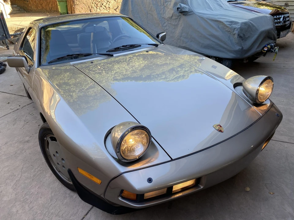 1984 Porsche 928 S - Image 8 of 31