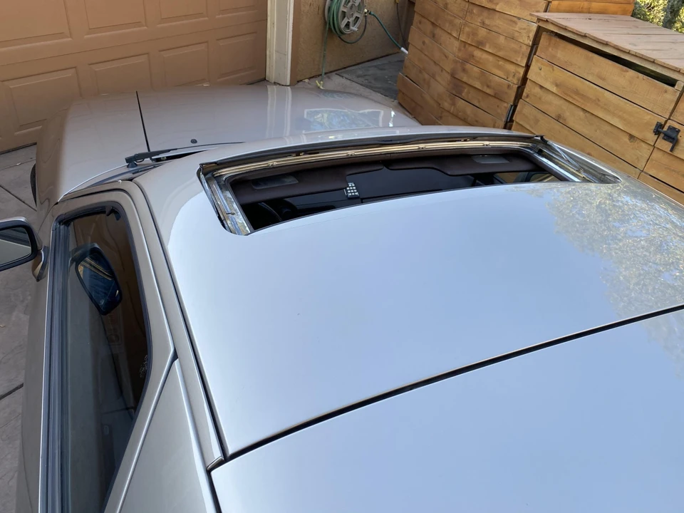 1984 Porsche 928 S - Image 20 of 31