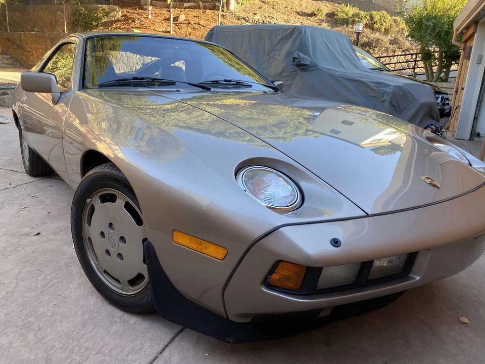 1984 Porsche 928 S - Image 10 of 31