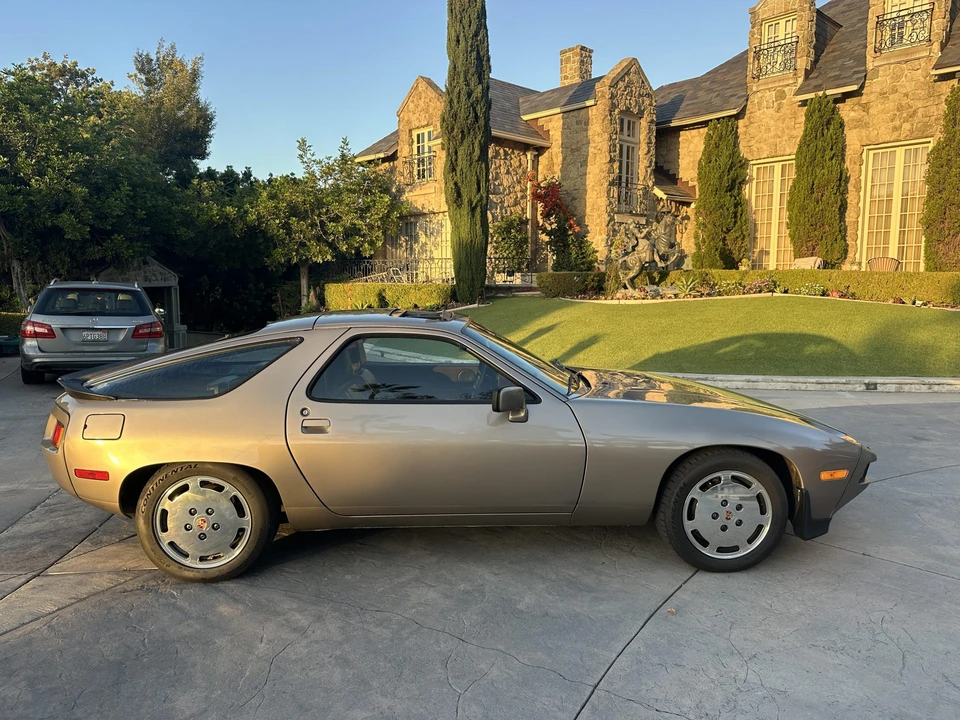 1984 Porsche 928 S - Image 19 of 31