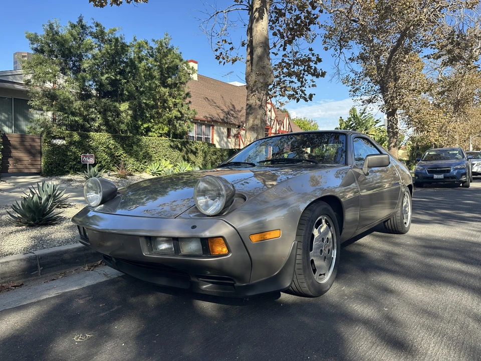 1984 Porsche 928 S - Image 4 of 31