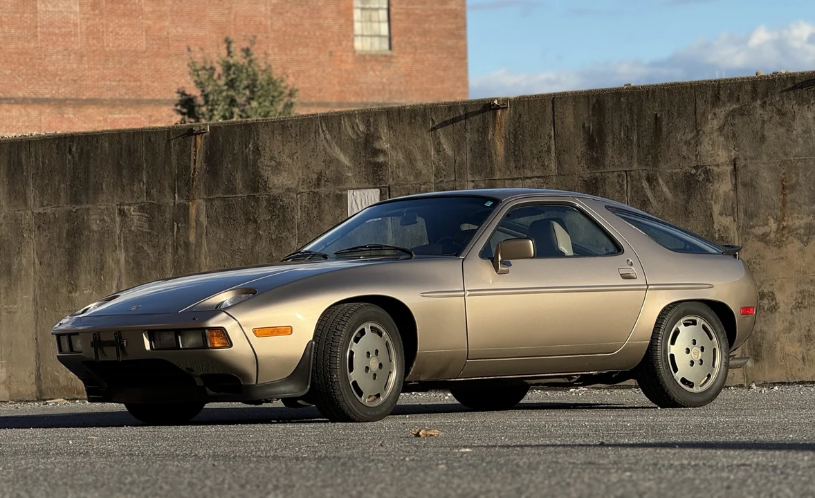 1984 Porsche 928 S - Image 3 of 31