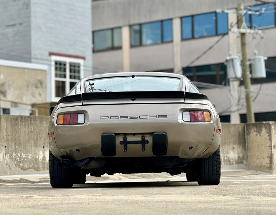 1984 Porsche 928 S - Image 19 of 31