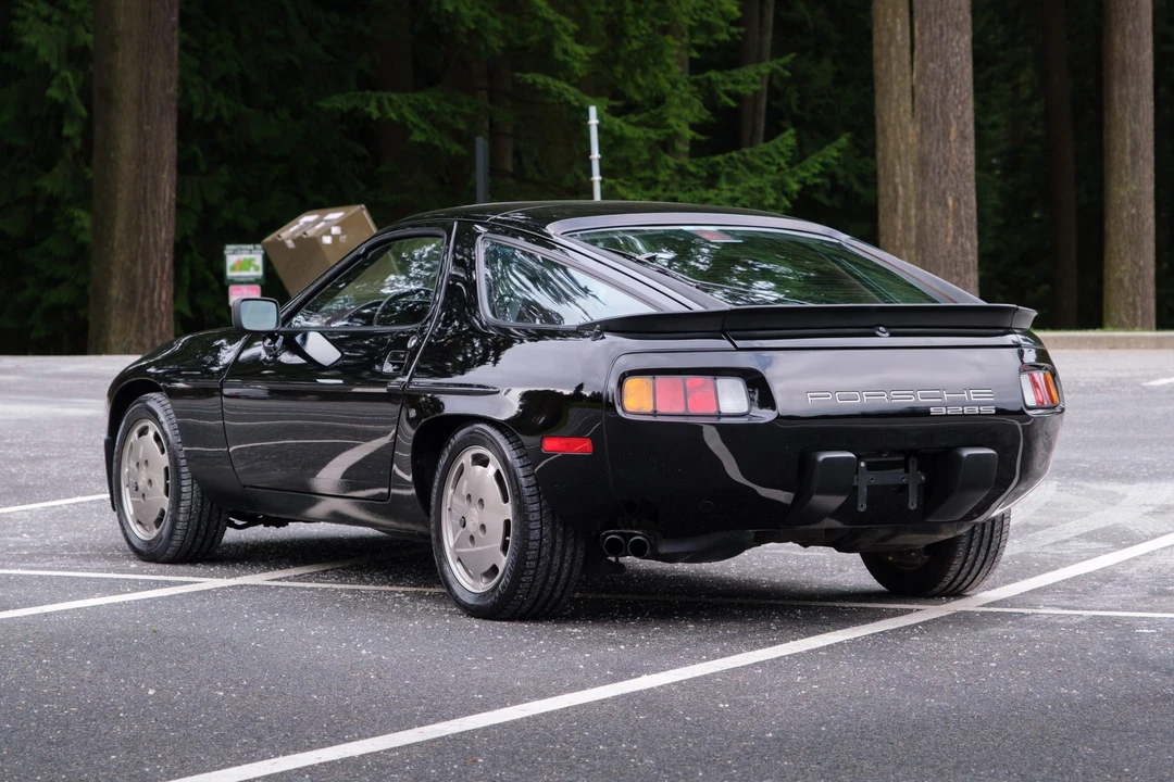 1984 Porsche 928 S - Image 28 of 31