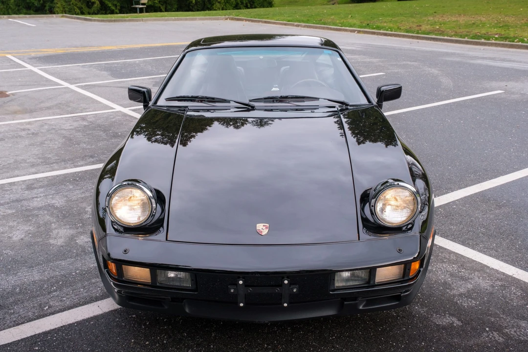 1984 Porsche 928 S - Image 8 of 31