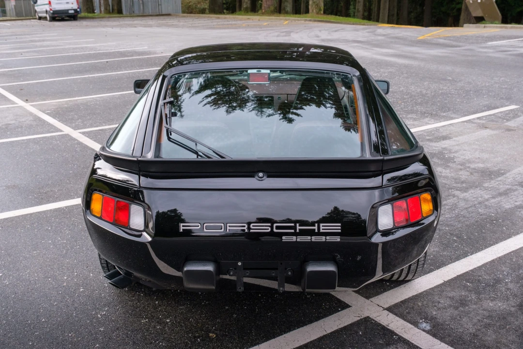 1984 Porsche 928 S - Image 23 of 31