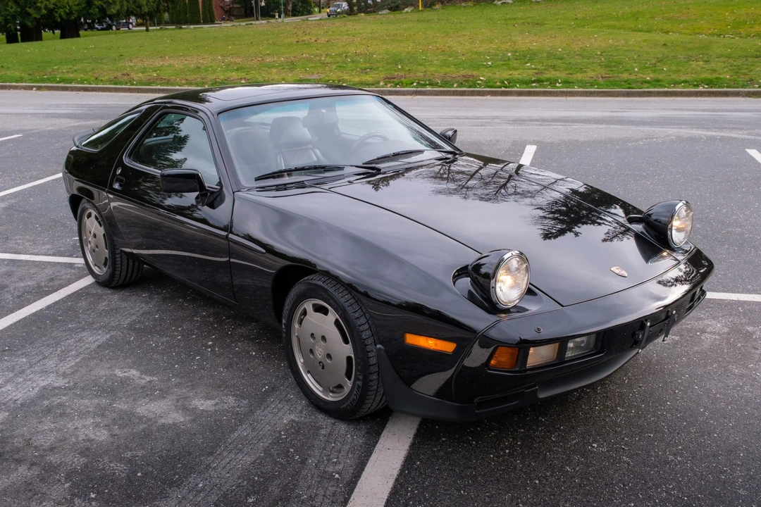 1984 Porsche 928 S - Image 12 of 31