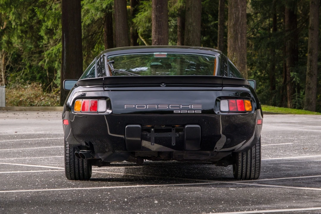 1984 Porsche 928 S - Image 25 of 31
