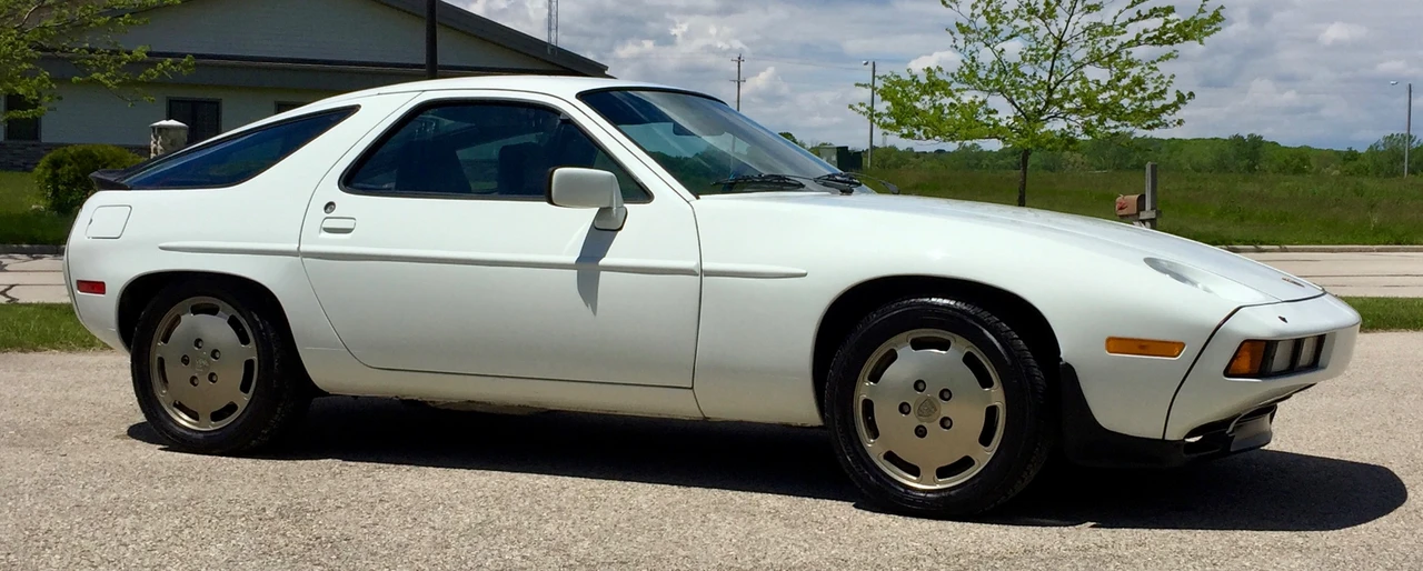 1984 Porsche 928 S - Image 3 of 31