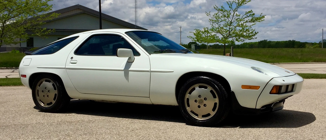 1984 Porsche 928 S - Image 2 of 31