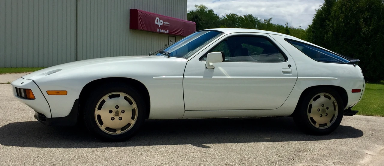 1984 Porsche 928 S - Image 17 of 31