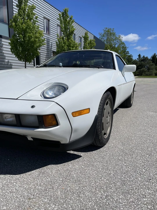 1984 Porsche 928 S - Image 11 of 31