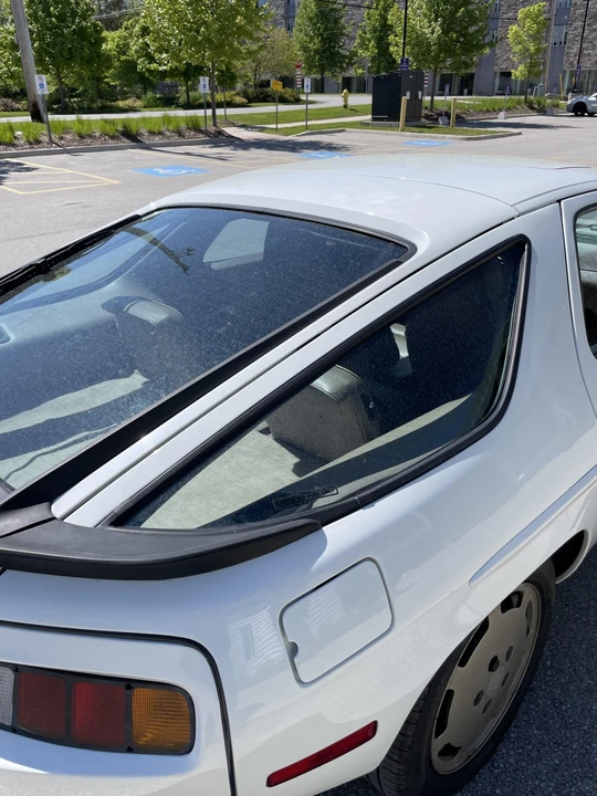 1984 Porsche 928 S - Image 23 of 31