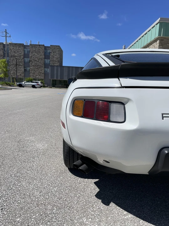 1984 Porsche 928 S - Image 28 of 31