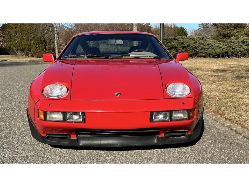 1984 Porsche 928 S - Image 2 of 31