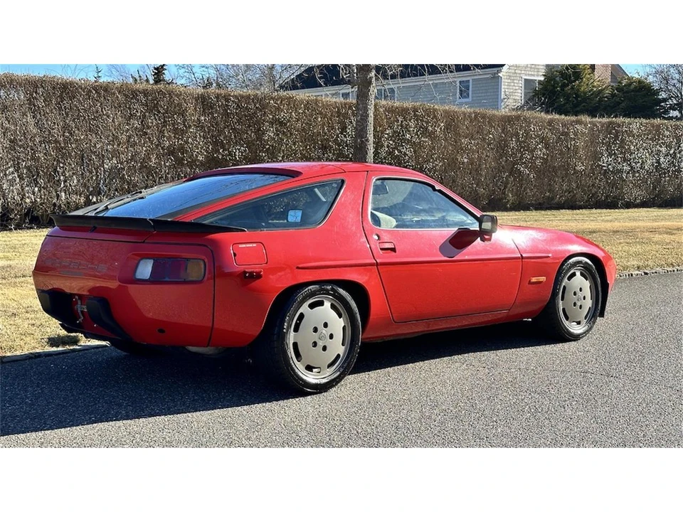 1984 Porsche 928 S - Image 10 of 31