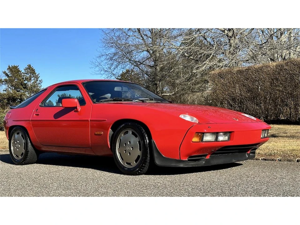 1984 Porsche 928 S - Image 16 of 31