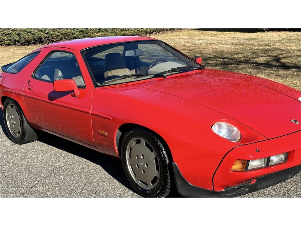 1984 Porsche 928 S - Image 18 of 31