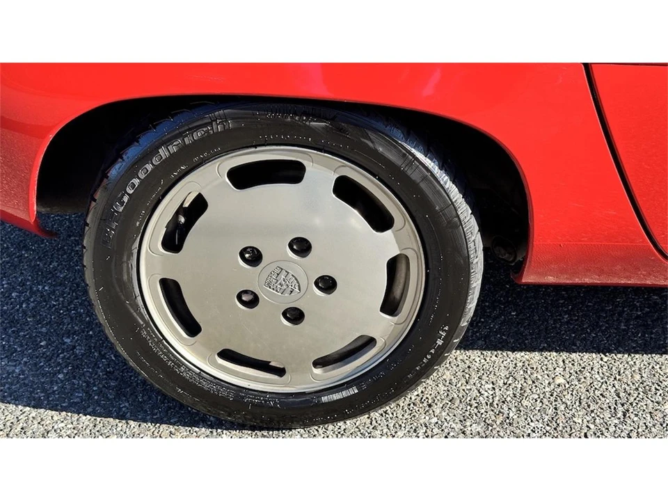 1984 Porsche 928 S - Image 22 of 31