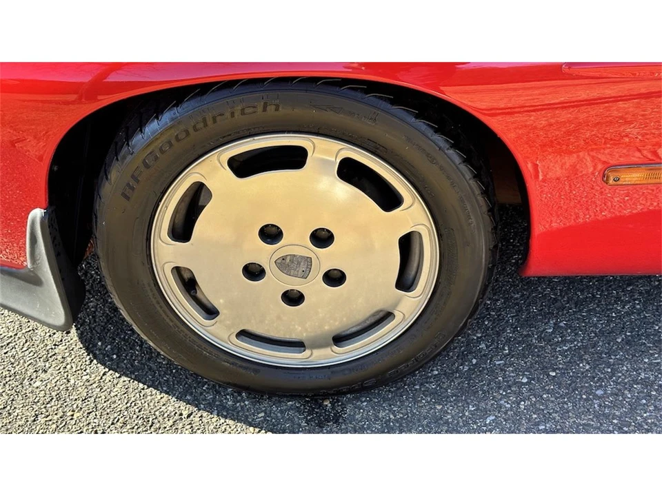 1984 Porsche 928 S - Image 23 of 31