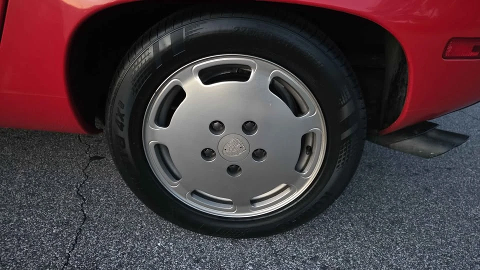 1984 Porsche 928 S - Image 17 of 20