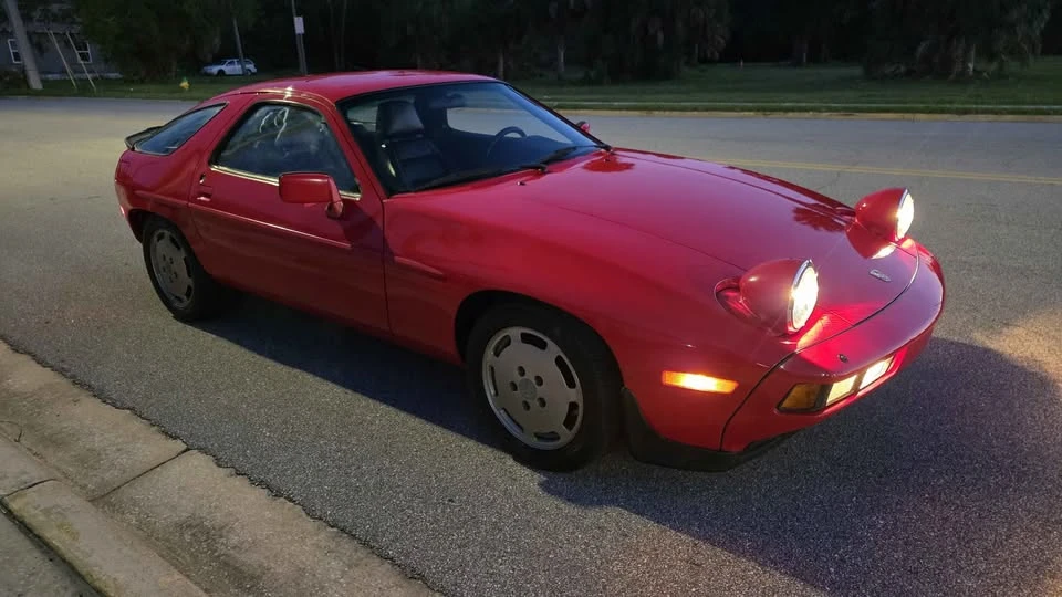 1984 Porsche 928 S - Image 5 of 20