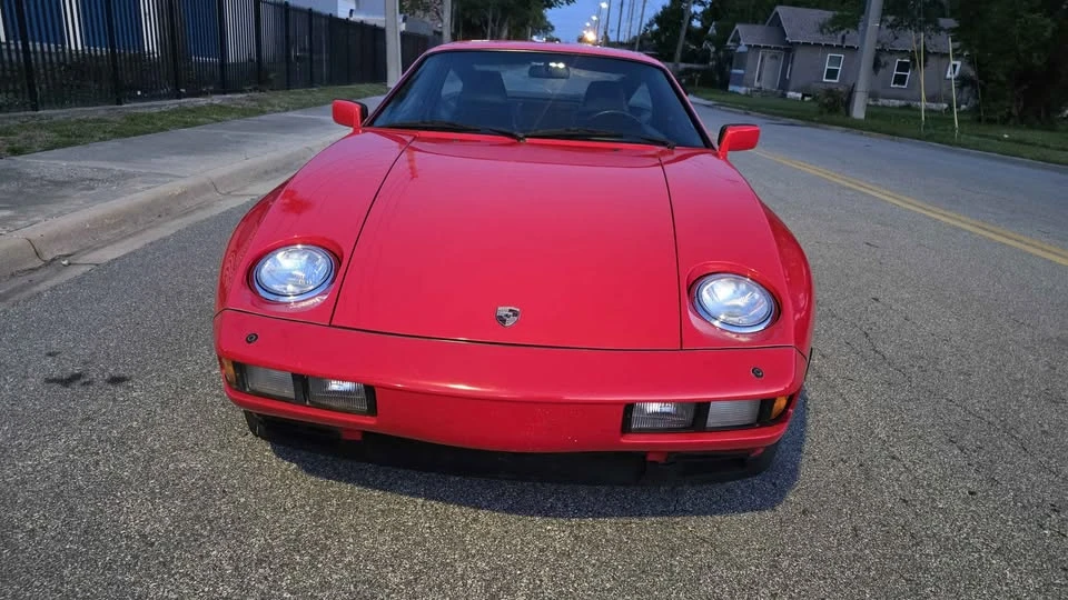 1984 Porsche 928 S - Image 4 of 20
