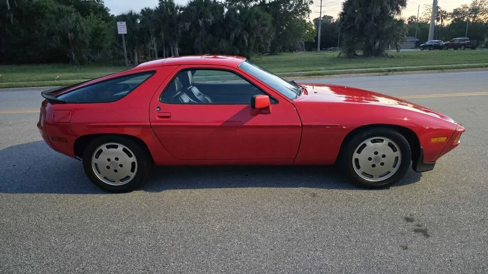 1984 Porsche 928 S - Image 3 of 20