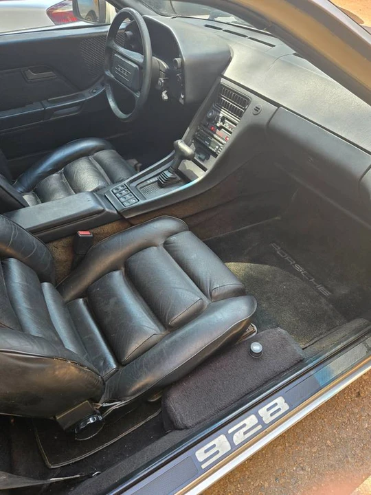 1984 Porsche 928 S - Image 6 of 23