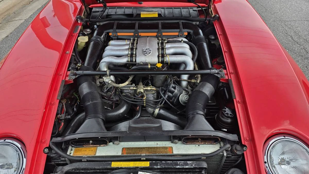 1984 Porsche 928 S - Image 13 of 17