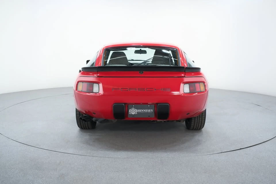 1984 Porsche 928 S - Image 11 of 20