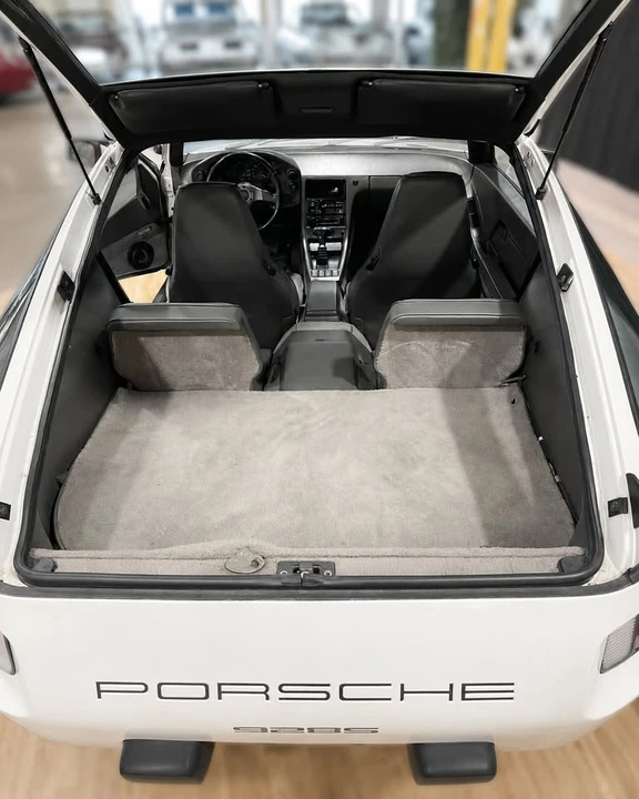 1984 Porsche 928 S - Image 16 of 20