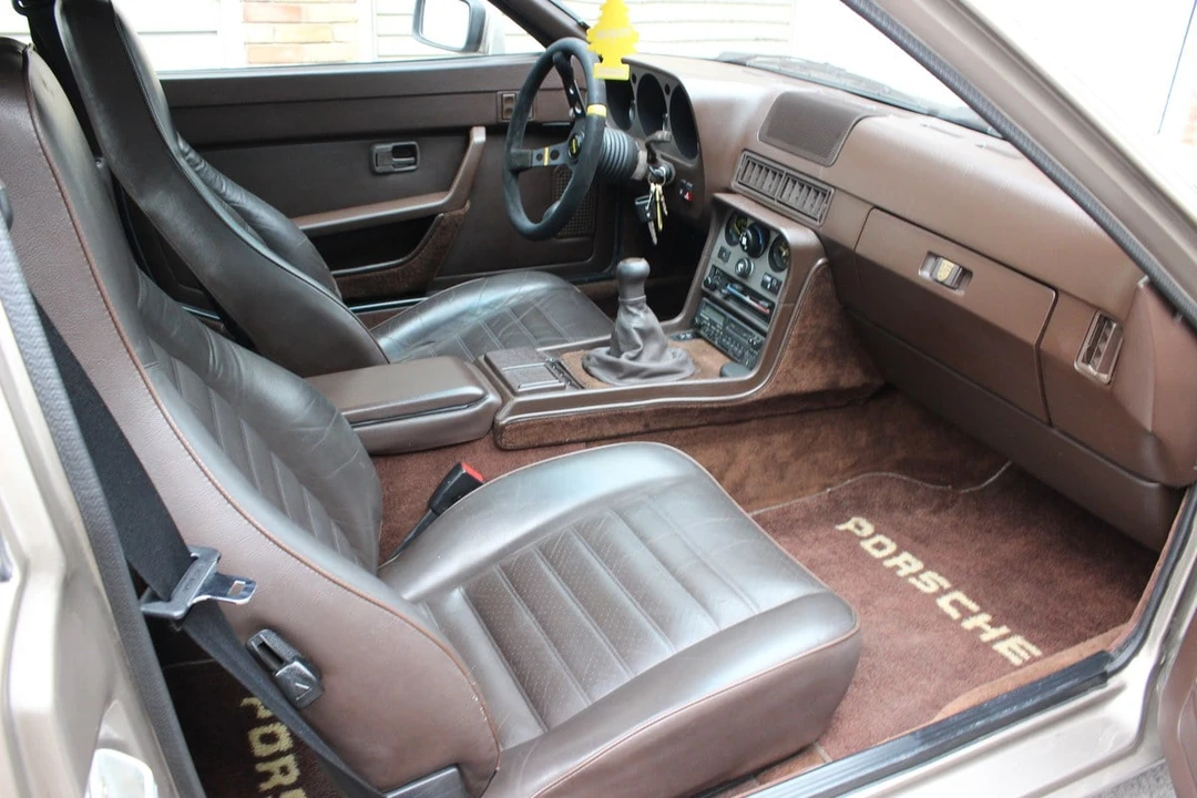 1984 Porsche 944 - Image 20 of 30