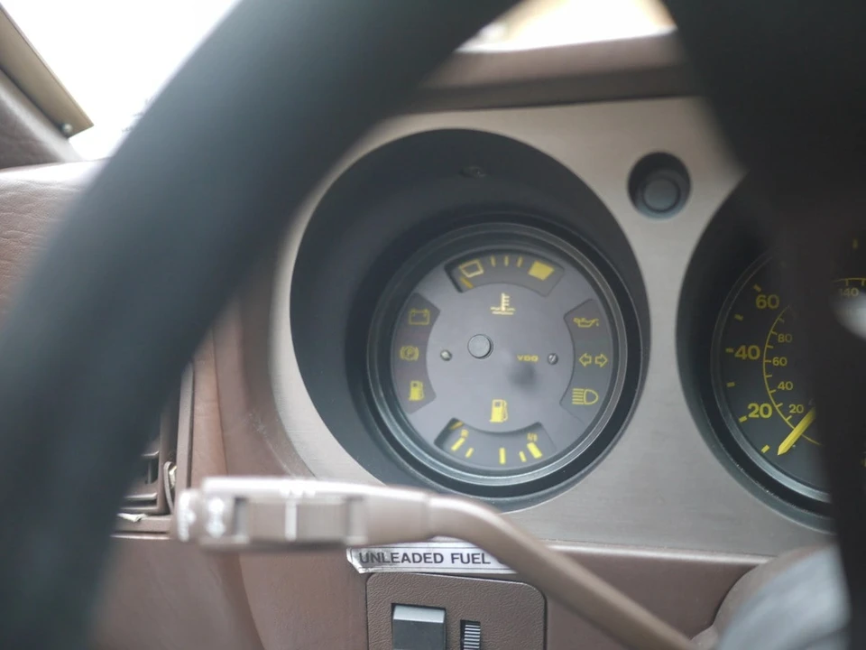 1984 Porsche 944 - Image 24 of 30