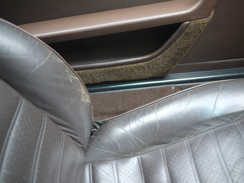 1984 Porsche 944 - Image 27 of 30