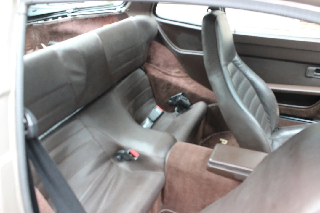 1984 Porsche 944 - Image 21 of 30