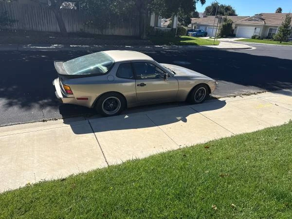 1984 Porsche 944 - Image 2 of 7