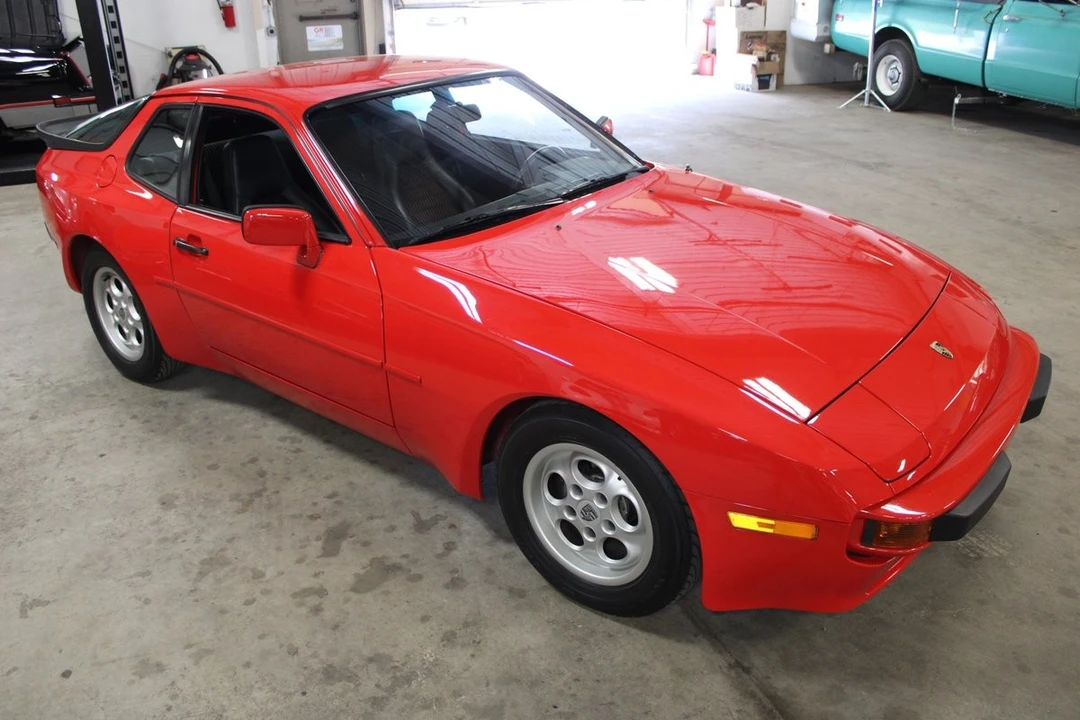 1984 Porsche 944 - Image 23 of 31