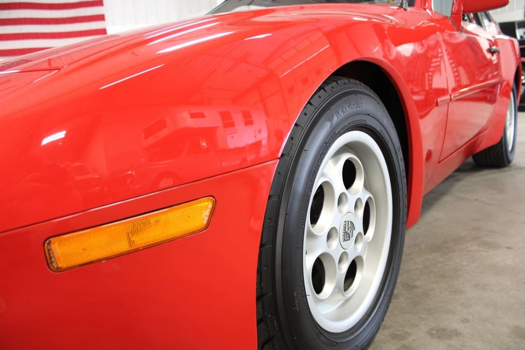 1984 Porsche 944 - Image 11 of 31