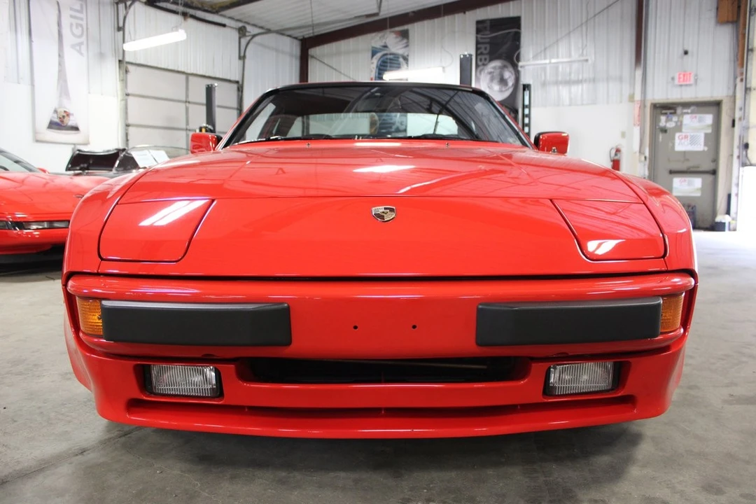 1984 Porsche 944 - Image 9 of 31