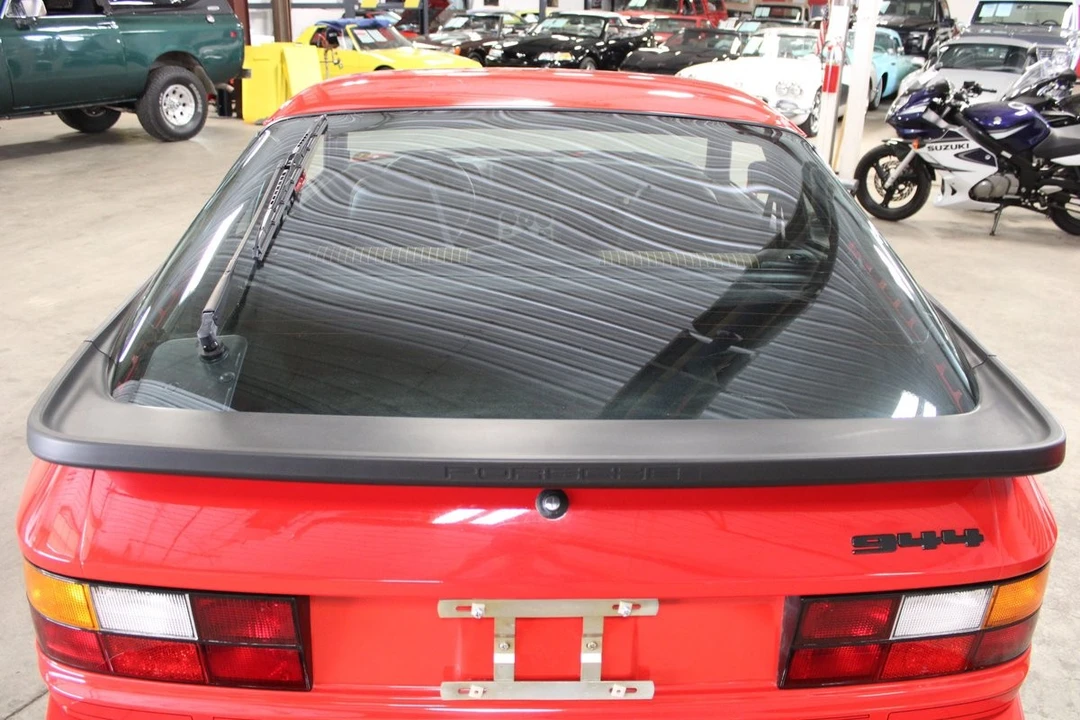 1984 Porsche 944 - Image 24 of 31