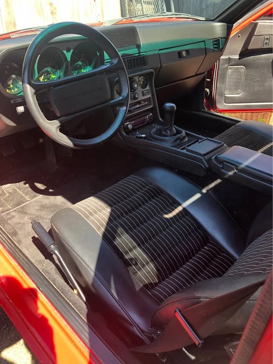 1984 Porsche 944 - Image 12 of 14