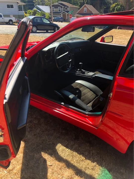 1984 Porsche 944 - Image 6 of 14