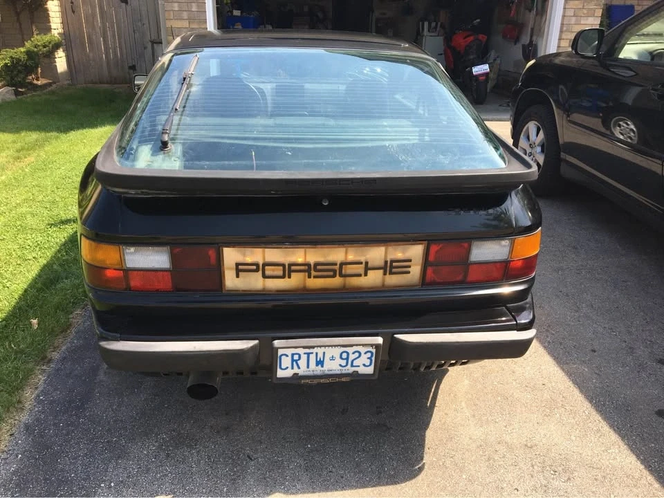 1984 Porsche 944 - Image 7 of 9