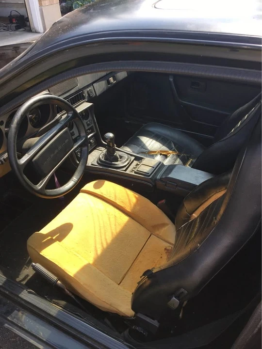 1984 Porsche 944 - Image 8 of 9