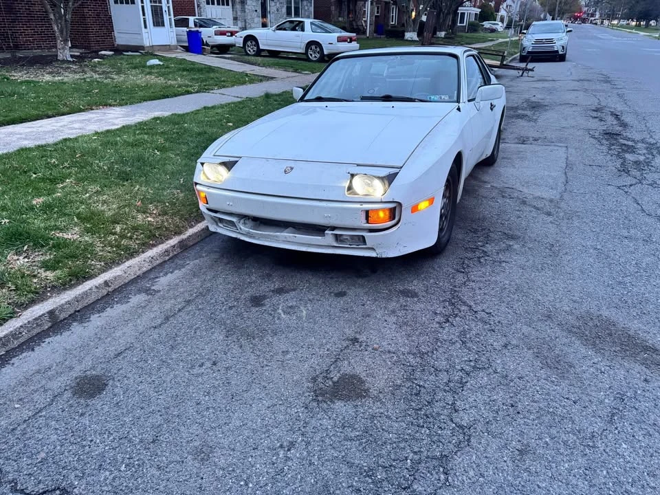 1984 Porsche 944 - Image 14 of 18