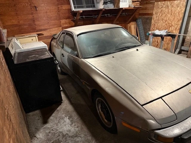 1984 Porsche 944 - Image 2 of 11