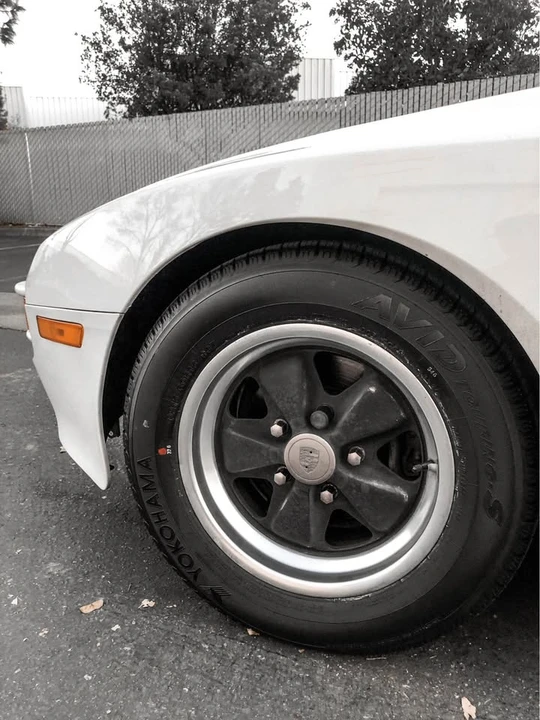 1984 Porsche 944 - Image 6 of 7