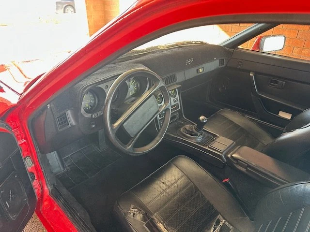 1984 Porsche 944 - Image 12 of 18